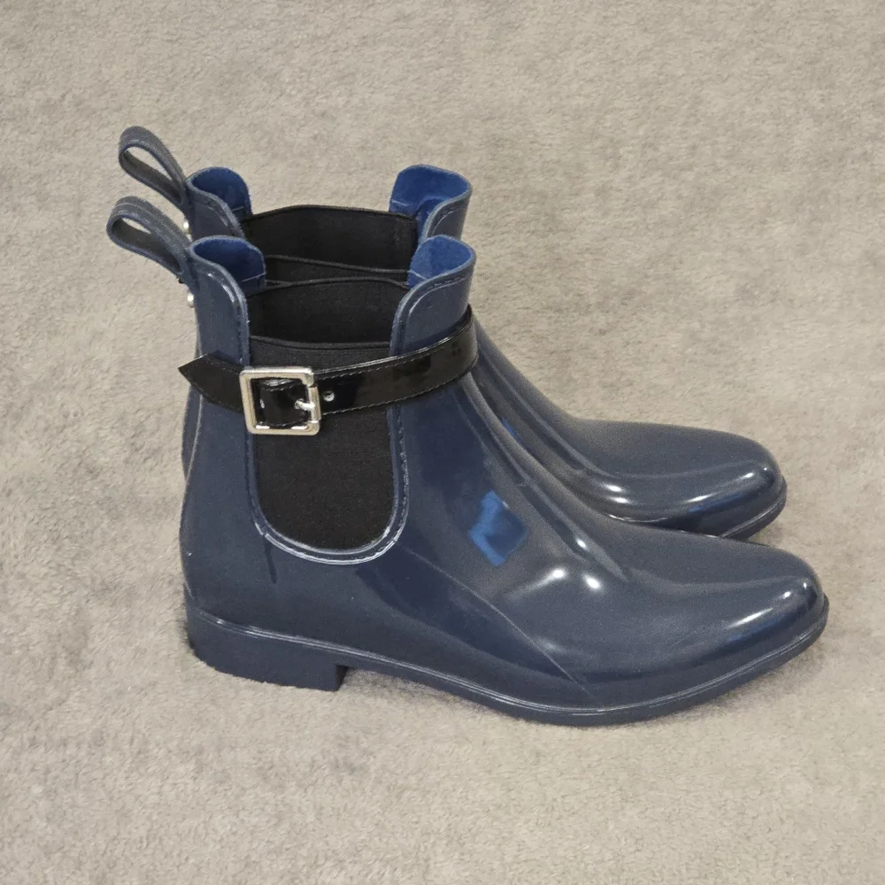 Marc Fisher Women Rain Boots, Size 7 Short Ankle Navy Blue Boots *FLAW*
